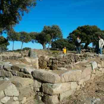 Click para ampliar. Pulsa en el nombre para ver la ficha. Yacimiento Los Henrrenes
